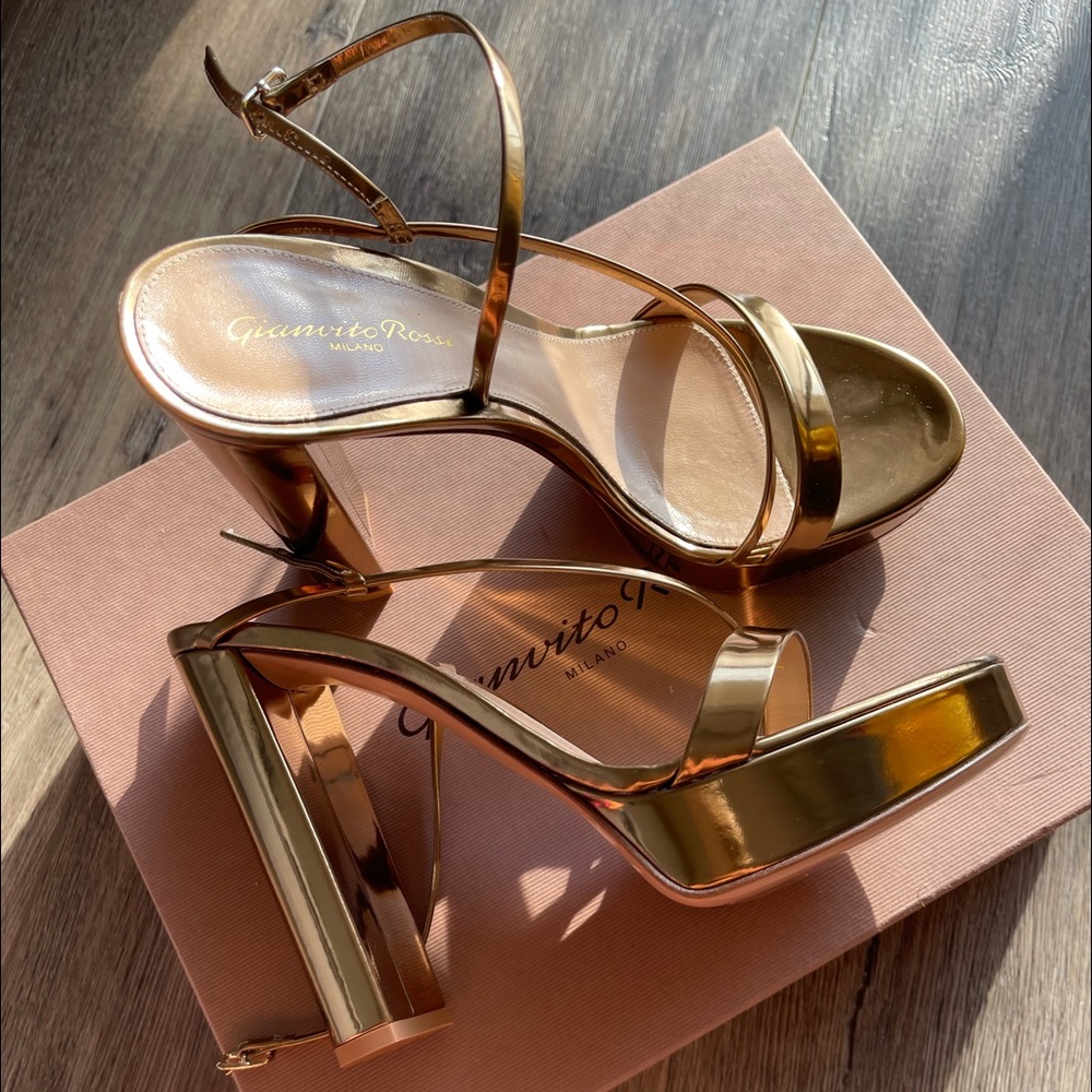 Gianvito Rossi Gold Heels